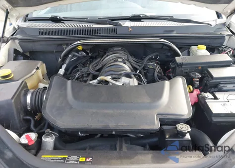 2005 Jeep Grand Cherokee Limited from USA, damaged, VIN 1J4HR58215C528514